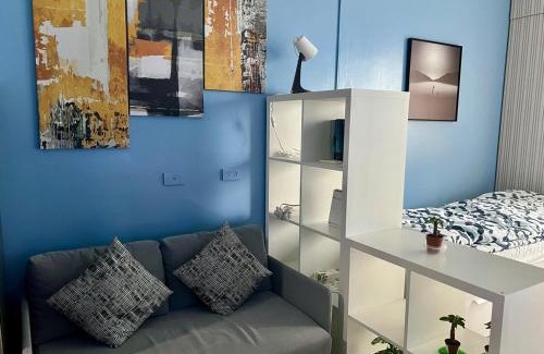 Pasay Apartment | Near World Trade, Star City and MoA - Amazing Breeze