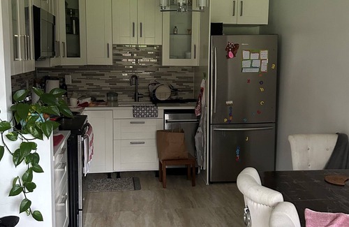 Montreal House | Nearby Montreal Airport