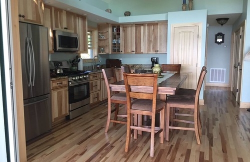 Wellesley Island House | Nearley New Lakefront Cabin - Lake of The Isles