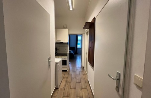 Simmering Apartment | Neat 1BR Apt. Simmering - Ideal for Longstays