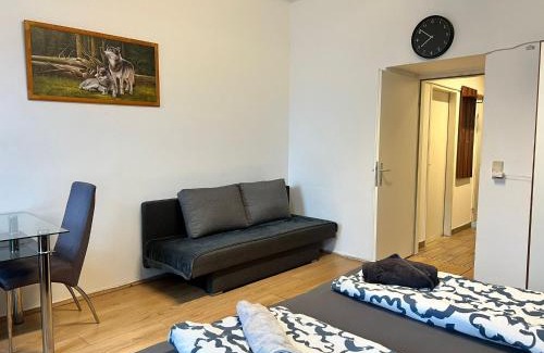 Simmering Apartment | Neat 1BR Apt. Simmering - Ideal for Longstays