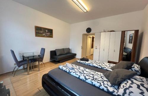 Simmering Apartment | Neat 1BR Apt. Simmering - Ideal for Longstays