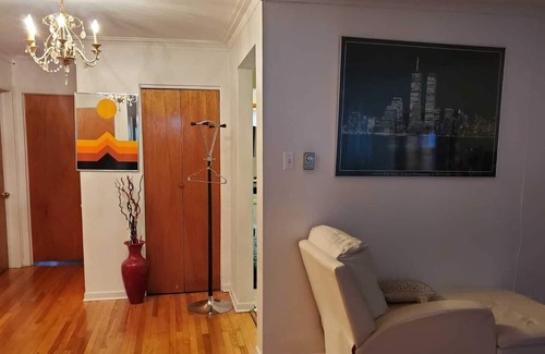 LaSalle House | Neatly Furnished Duplex
