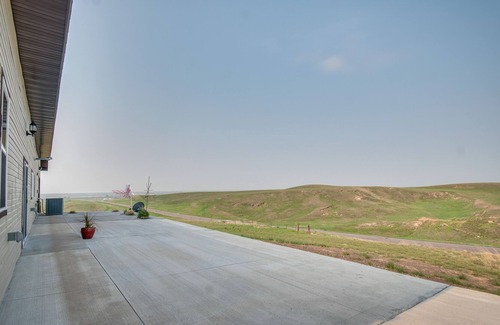 Brule House | Nebraska Vacation Rental Near Lake McConaughy