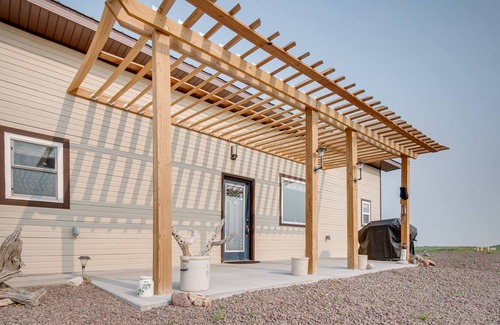 Brule House | Nebraska Vacation Rental Near Lake McConaughy