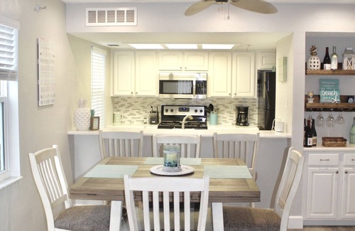 Indian Shores House | Need a place to get away that still feels like home? Please come see us.