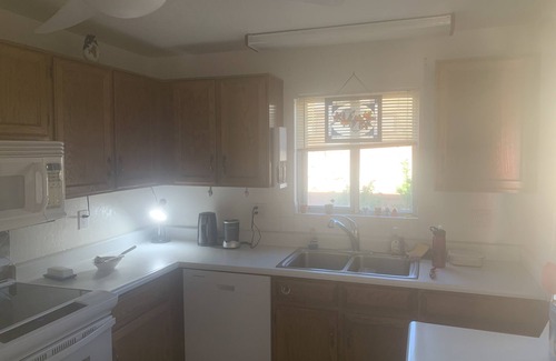 Colonia De Los Alamos Condo | Need a restful transition before renewing You? This is your spot