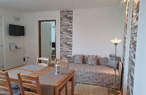 Balatonkenese House | Nefelejcs Vendégház