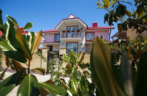 Imeritinskaya Lowland Apartment | Nekrasovka Village