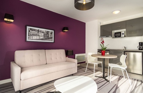 La Fuye-Velpeau House | Nemea Appart Hotel Quai Victor Tours Centre