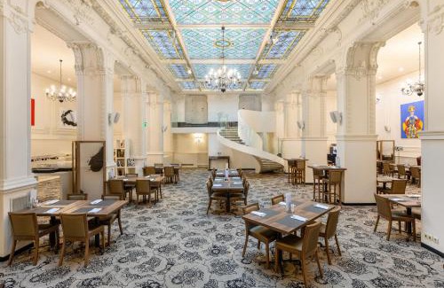 Nepszinhaz negyed Hotel | Nemzeti Hotel Budapest - MGallery Collection