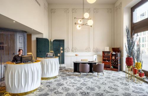 Nepszinhaz negyed Hotel | Nemzeti Hotel Budapest - MGallery Collection