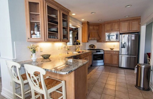 New London House | Neptune Beach Home - New London PRIVATE BEACH