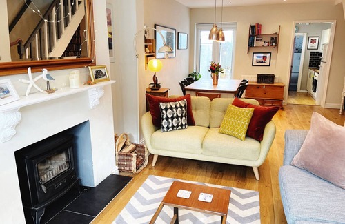 Whitstable House | Neptune Cottage Whitstable; 3 bedroom cottage, beautiful garden; 5 mins beach.