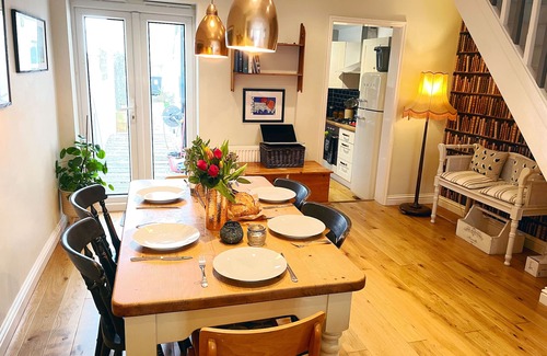 Whitstable House | Neptune Cottage Whitstable; 3 bedroom cottage, beautiful garden; 5 mins beach.