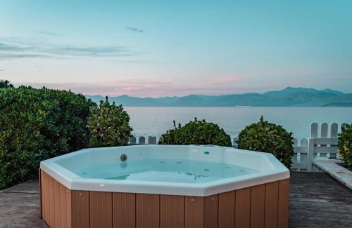 Agios Spyridon Corfu House | Neptune Sea House - Beachfront