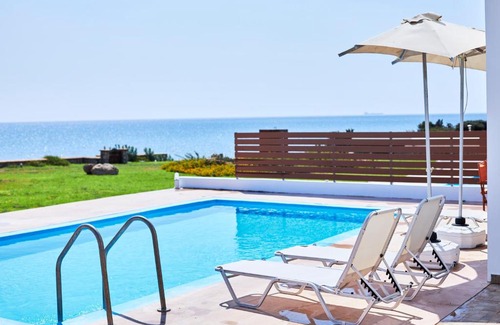 Prassonissi Villa | Nerida Beachfront Villas