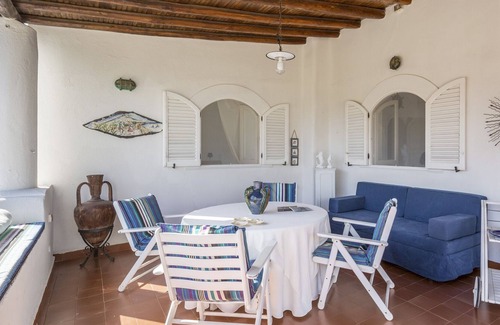 Vulcanello Villa | NERO DI CENERE, AEOLIAN STYLE VILLA ON THE VOLCANO ISLAND