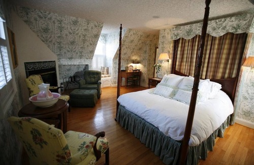 Radford Bed & Breakfast | Nesselrod on the New