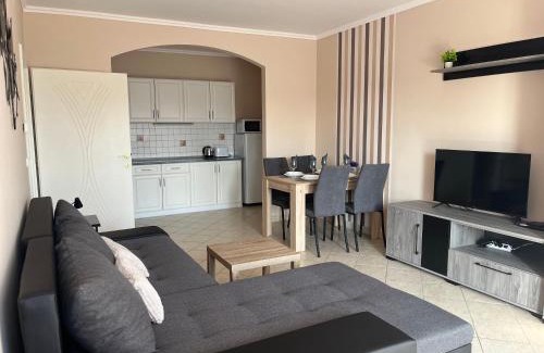 Hajduszoboszlo Apartment | Nest Apartman