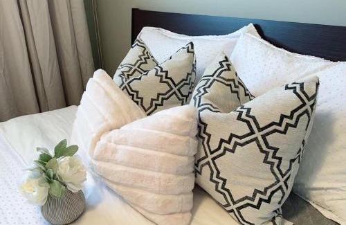 Steeles House | Nest in the Orchard-cozy room