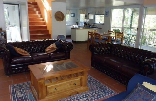 Arcadia House | Nestled amongst the trees next to the National Park & seasonal creek