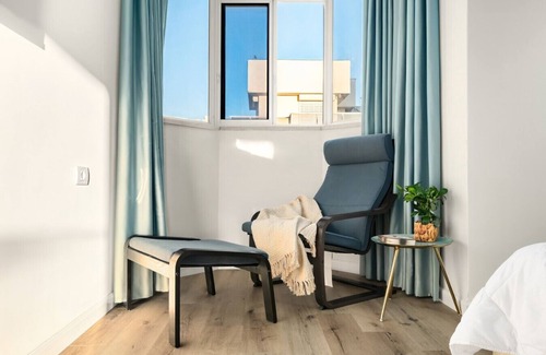 Netanya Apartment | Netanya Beach & Pool Elegant Stay