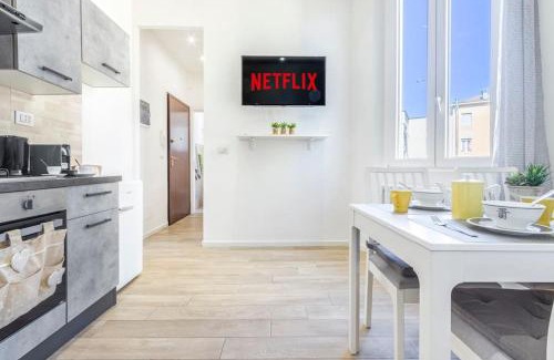 Old Town Apartment | Netflix&Chill - Yin & Yang Home