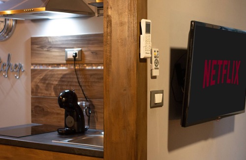 Barriera Vecchia-San Giacomo Apartment | [Netflix & Wi-Fi] Suite Trieste - New York Dream