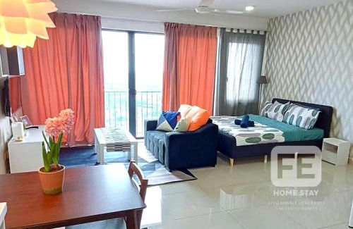 Shah Alam Apartment | Netflix Wifi Trefoil Homestay Setia Alam SACC Homestay FE