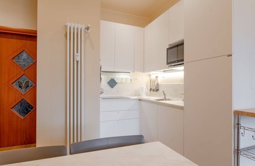 San Donato - Campidoglio Apartment | Netro 6 - Comfortable and central apartment
