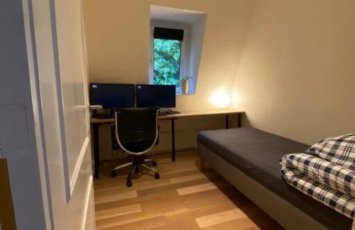 Laak Apartment | Nette maisonnette in groene rustige wijk