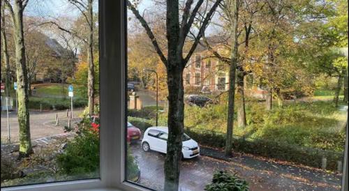 Laak Apartment | Nette maisonnette in groene rustige wijk
