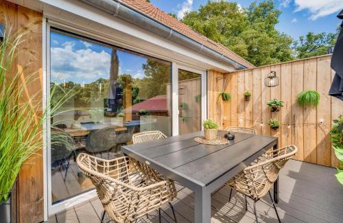 Nordhorn Apartment | Neu! Auszeit an der "Grenzschleuse" - Stilvolle und geräumige FeWo - perfekt für Radfahrer und Familien