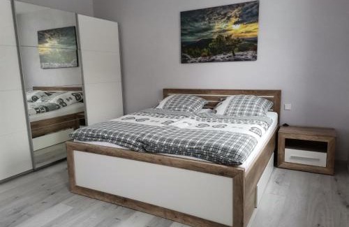 Meinersdorf Apartment | NEU! Ferienglück Gornsdorf - moderne FeWo-