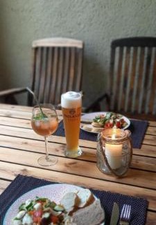 Mucheln Apartment | NEU! Ferienwohnung in Mücheln mit Balkon