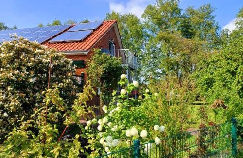 Westerholt Apartment | NEU! Ferienwohnung LandBlick in Nordseenähe