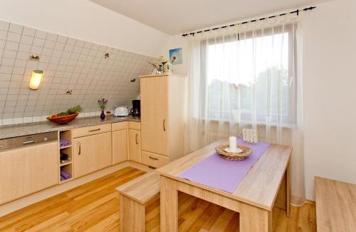 Toppenstedt Apartment | NEU! Ferienwohnung zum Wiesenblick