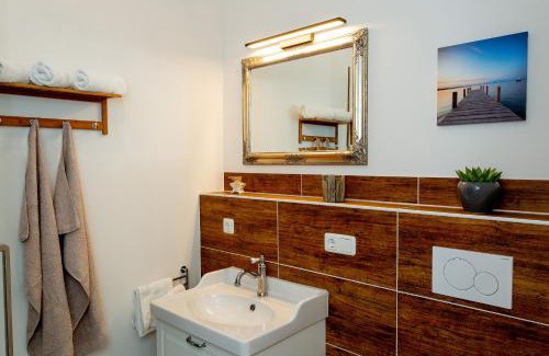 Toppenstedt Apartment | NEU! Ferienwohnung Zur Eiche