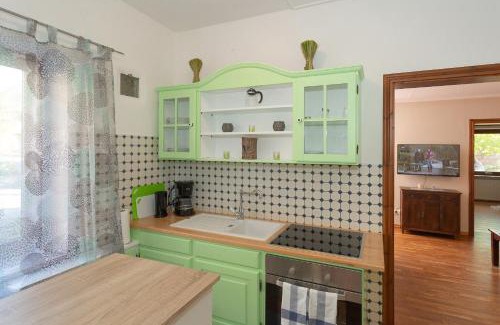 Toppenstedt Apartment | NEU! Ferienwohnung Zur Linde