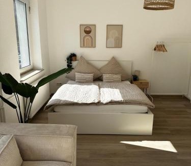 Wuppertal Apartment | NEU - Nähe DUS, CGN und WUPPERTAL HBF