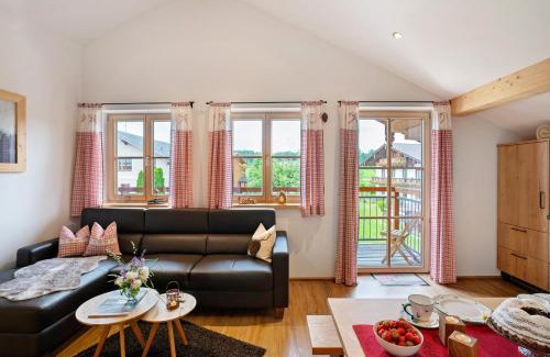 Hoslwang Apartment | Neubau - Ferienwohnung Waldblick