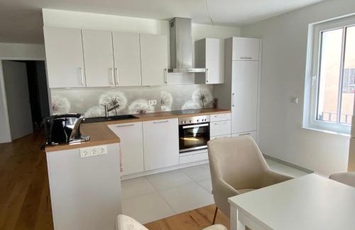 Deidesheim Apartment | Neubau-Oase am Weinbergsrand