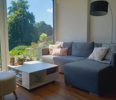 Ebikon Apartment | Neue Wohnung an Stadtrand mit Parkplatz