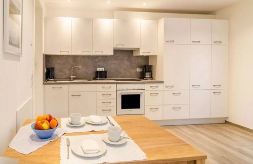 Ueberlingen Apartment | Neues Apparment, Sep.eingang, Terrasse