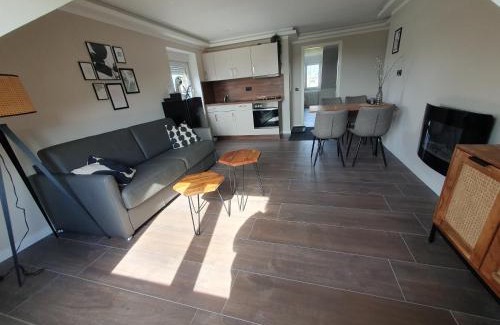 Schwerin Apartment | Neumühler Hof- stilvolle Ferienwohnung "Lisa", kostenfreie Parkplätze und Netflix