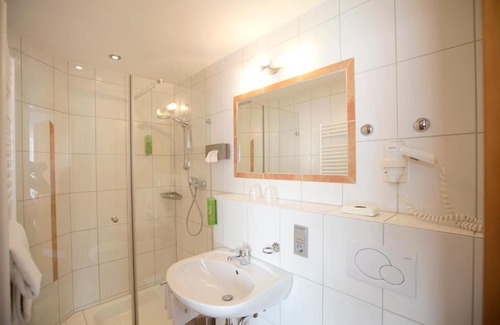 Weissenhorn Hotel | Neumaiers Hirsch -Gasthof und Landhotel