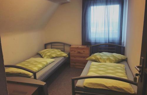 Neumarkt in der Oberpfalz House | NEUMARKT MONTEURZiMMER