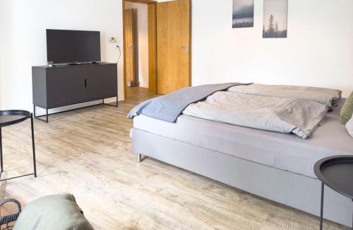 Hoexter Apartment | NEUNZEHN 01 Ferienwohnungen