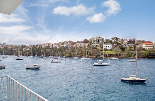 Kurraba Point Apartment | Neutral Bay- BADEN Baden Road - Absolute Waterfront Studio with Balcony Stunning Harbour Views
